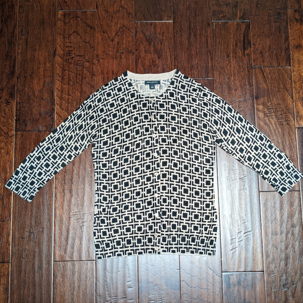 Black and tan geometric print cardigan